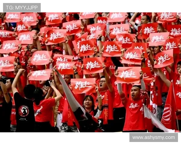 卡恩谈社交媒体影响球员自我宣传新趋势与传统媒体依赖的变化